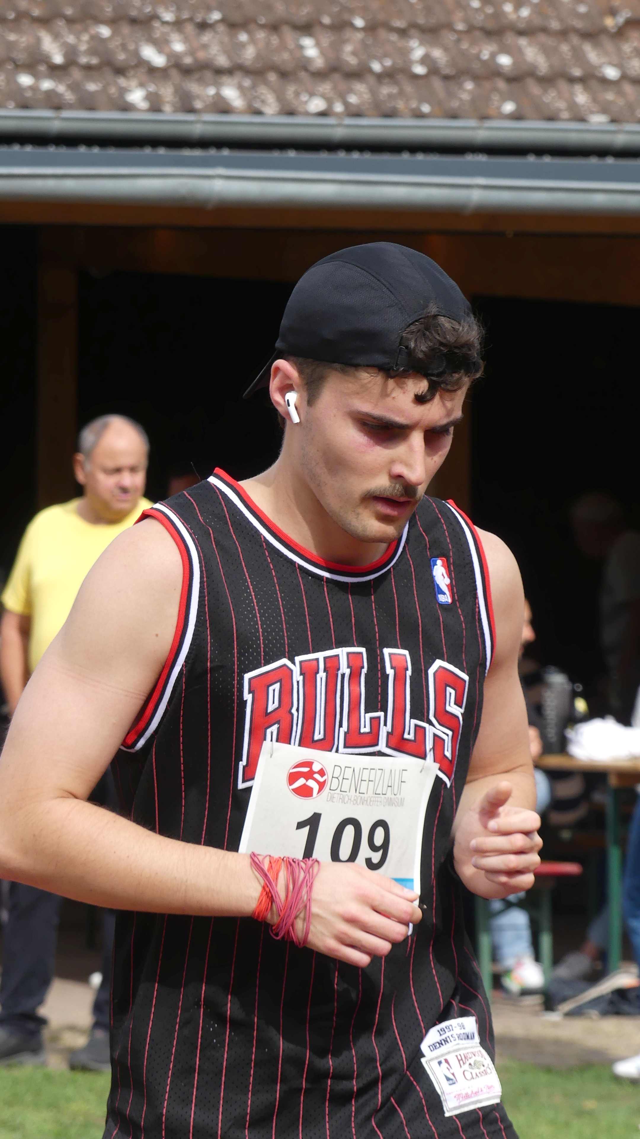 Bild vom 15. Benefizlauf im Jahr 2025. Dies ist das 263. Bild.